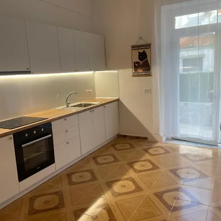 Centre One Bedroom Appartamento